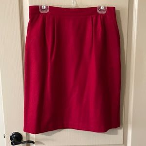 Ladies Sag Harbor Wool Red Skirt size 16